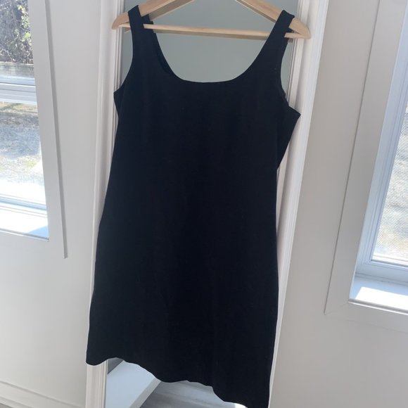 Little Black Dress - Picture 1 of 2